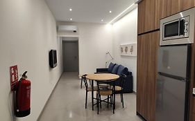 Apartamentos La Montehermoseña